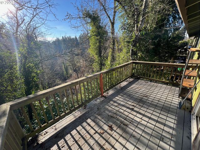 120 MORTON Rd, Oregon City, OR 97045