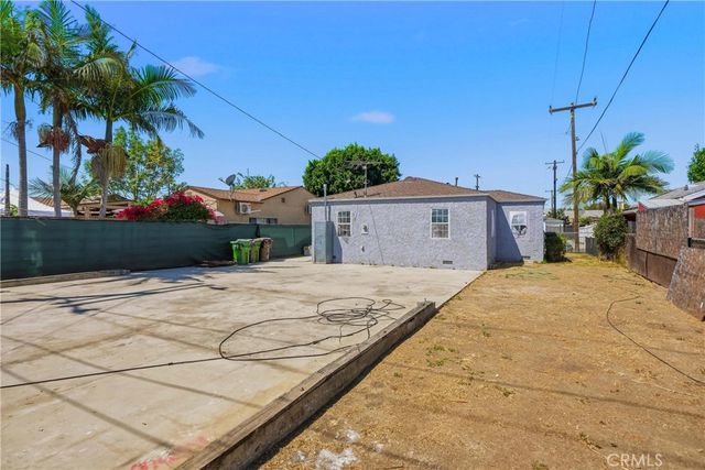 2114 N Bahama Avenue, Los Angeles, CA 90059