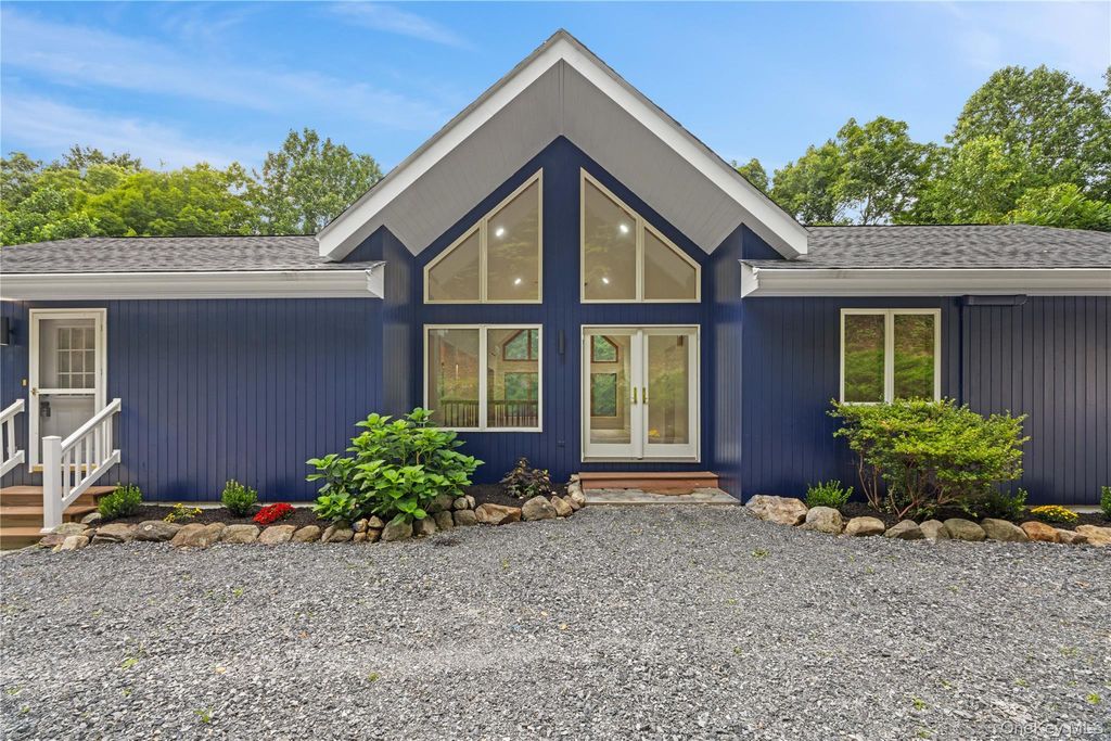 24 Babbling Brook Lane, Cold Spring, NY 10516 — exterior