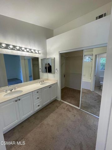 4922 Santo Drive, Oak Park, CA 91377