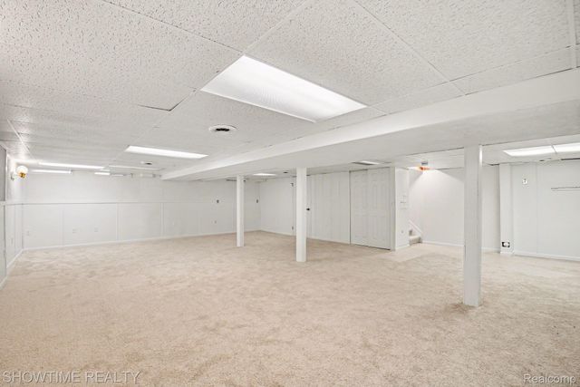 47726 Lexington Drive, Macomb Township, MI 48044
