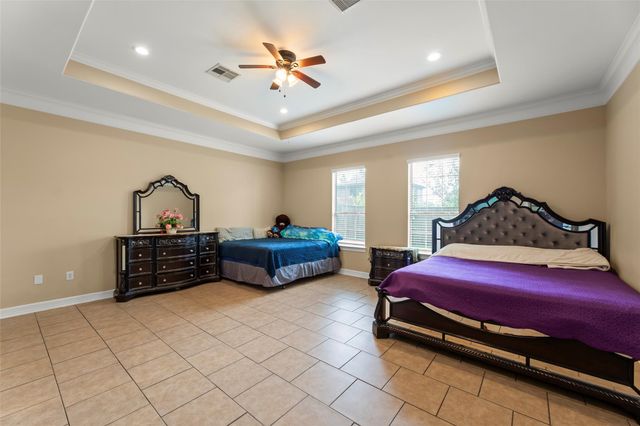 3910 Melbourne Street, Houston, TX 77026