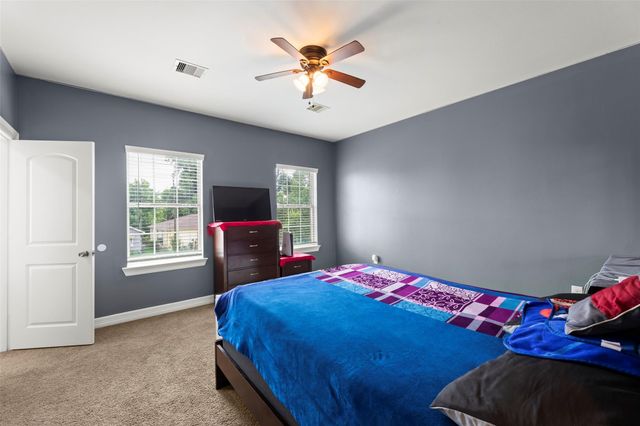 3910 Melbourne Street, Houston, TX 77026
