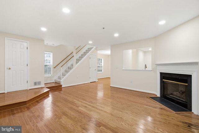 13836 CROSSTIE DR, Germantown, MD 20874