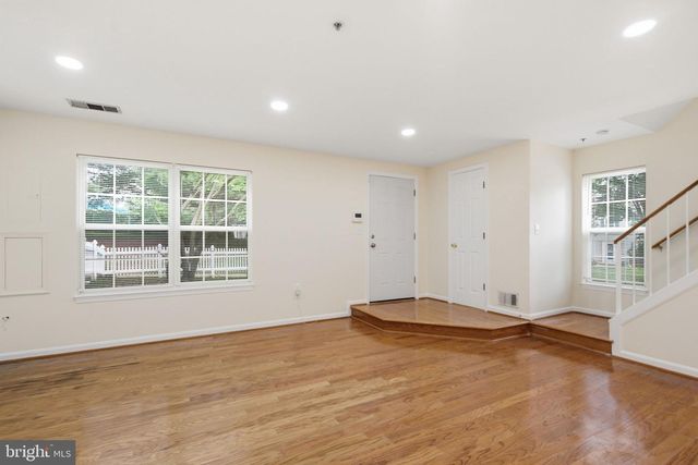 13836 CROSSTIE DR, Germantown, MD 20874