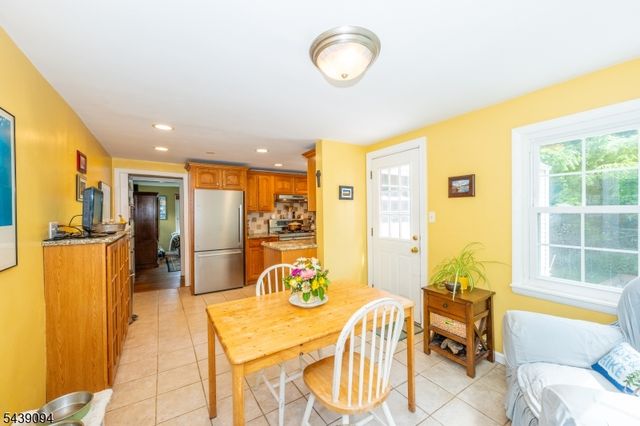 33 Glenview Dr, West Orange Twp., NJ 07052