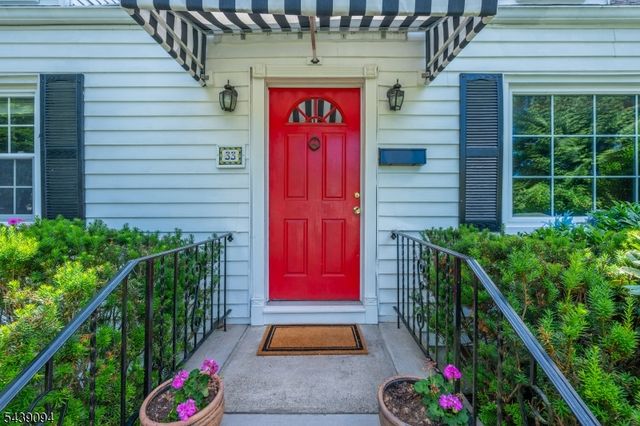 33 Glenview Dr, West Orange Twp., NJ 07052