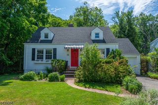 33 Glenview Dr, West Orange Twp., NJ 07052