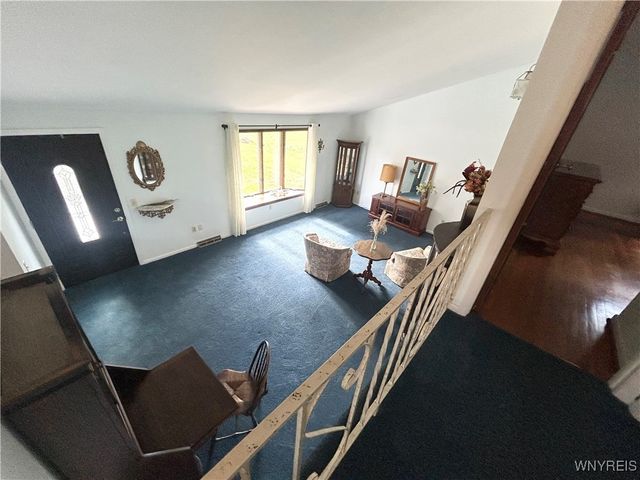 6371 Badger Drive, Lockport Town, NY 14094