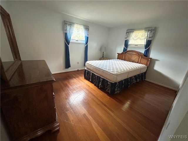 6371 Badger Drive, Lockport Town, NY 14094