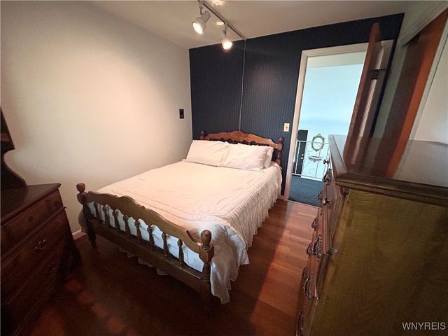 6371 Badger Drive, Lockport Town, NY 14094