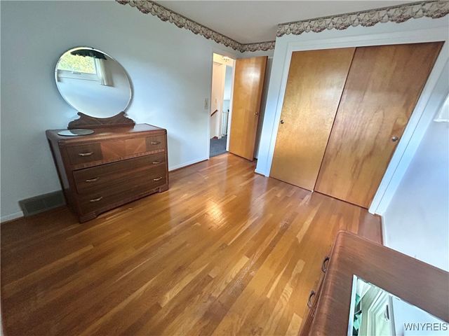 6371 Badger Drive, Lockport Town, NY 14094