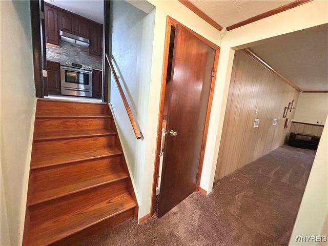 6371 Badger Drive, Lockport Town, NY 14094