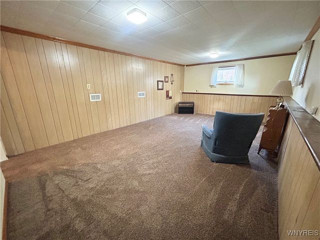 6371 Badger Drive, Lockport Town, NY 14094