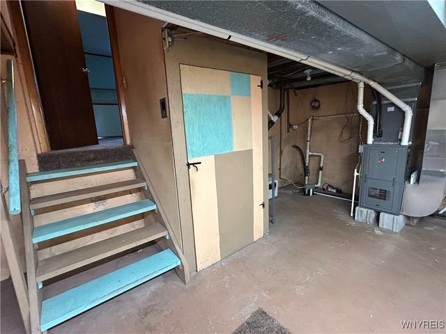 6371 Badger Drive, Lockport Town, NY 14094