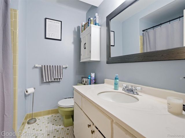 29191 McDonald Street, Roseville, MI 48066