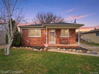 29191 McDonald Street, Roseville, MI 48066