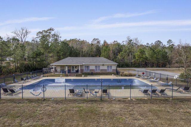 108 Creedmoor, Hattiesburg, MS 39402