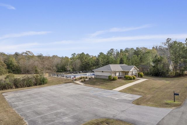 108 Creedmoor, Hattiesburg, MS 39402