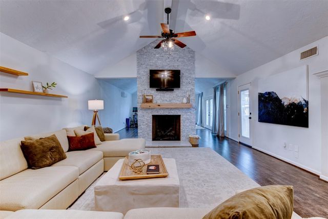 15914 Elwood Drive, Jersey Village, TX 77040