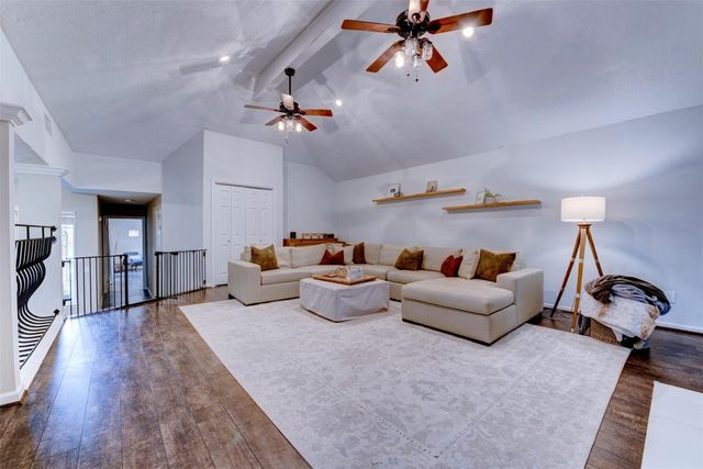 15914 Elwood Drive, Jersey Village, TX 77040