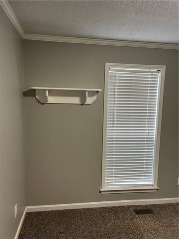 111 Green Point Way, Carrollton, GA 30117