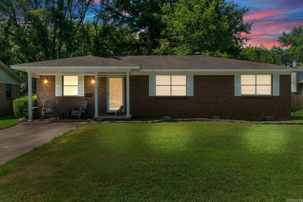 6512 Whippoorwill Ln, North Little Rock, AR 72117