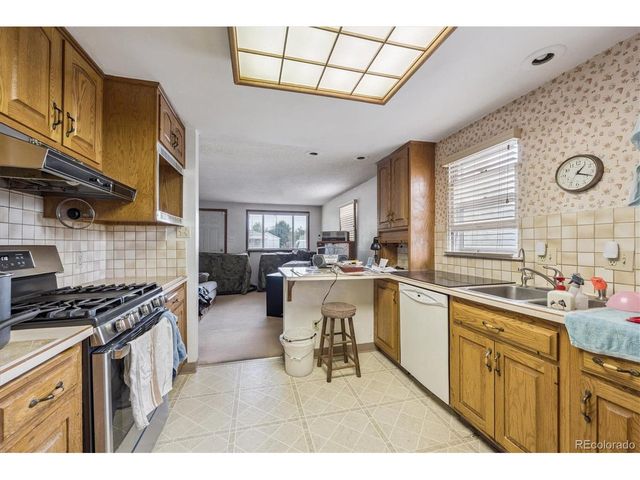 5465 Reed Ct, Arvada, CO 80002