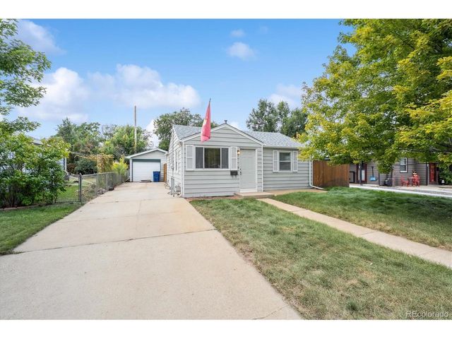 5465 Reed Ct, Arvada, CO 80002