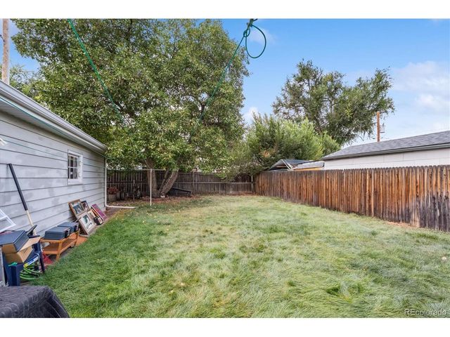 5465 Reed Ct, Arvada, CO 80002