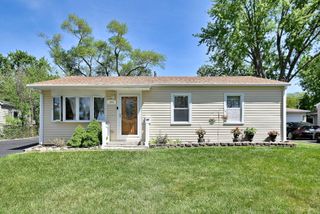 108 Cedar Circle, Streamwood, IL 60107