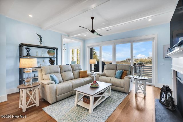 7697 Dunewalk Court, Wilmington, NC 28409