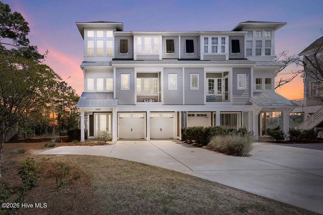 7697 Dunewalk Court, Wilmington, NC 28409