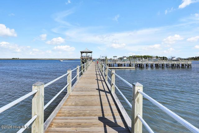7697 Dunewalk Court, Wilmington, NC 28409