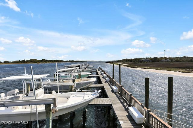 7697 Dunewalk Court, Wilmington, NC 28409