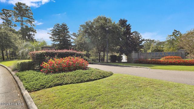 7697 Dunewalk Court, Wilmington, NC 28409