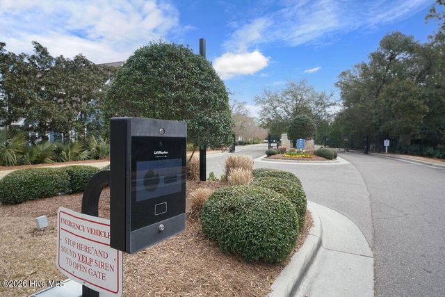 7697 Dunewalk Court, Wilmington, NC 28409