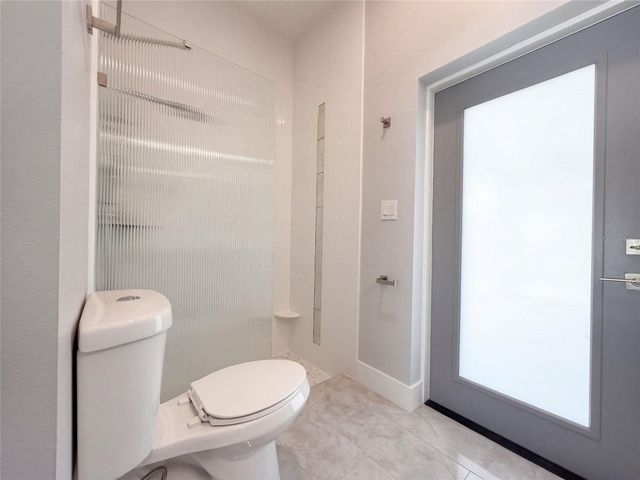 541 W LAKE BRANTLEY ROAD, Altamonte Springs, FL 32714