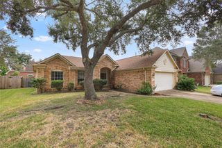17819 Scenic Oaks Drive, Richmond, TX 77407