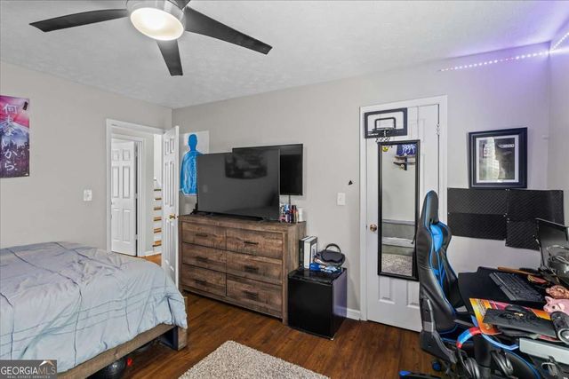 1565 Watercrest Circle, Lawrenceville, GA 30043