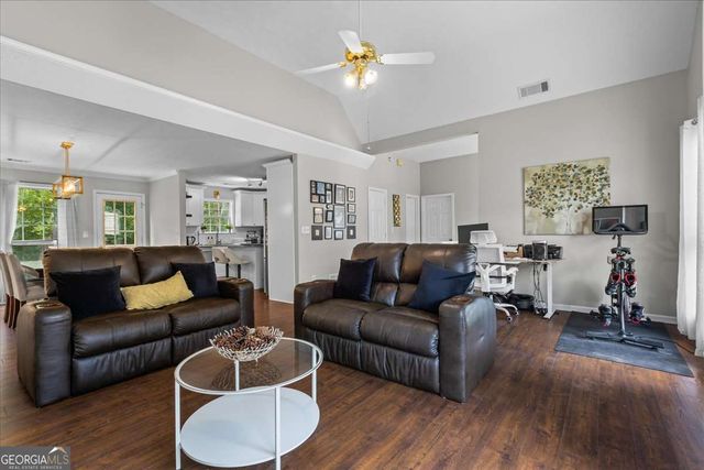 1565 Watercrest Circle, Lawrenceville, GA 30043