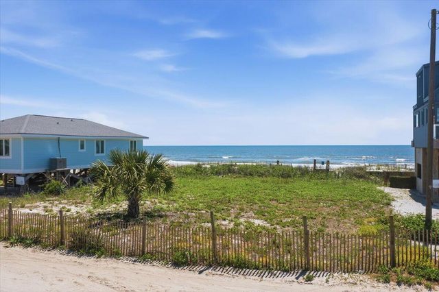 1567 E Ashley Avenue, Folly Beach, SC 29439
