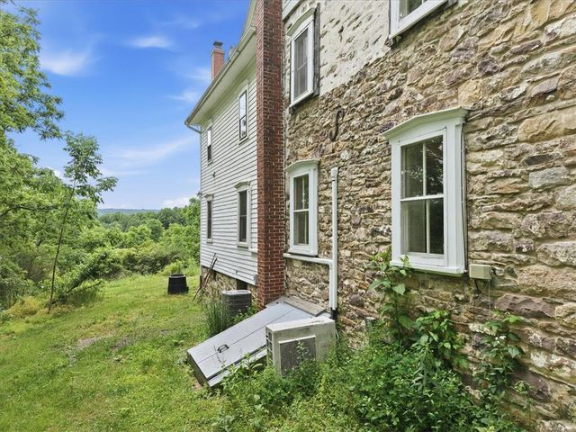 659 Mahoning Drive West, Mahoning Twp, PA 18235