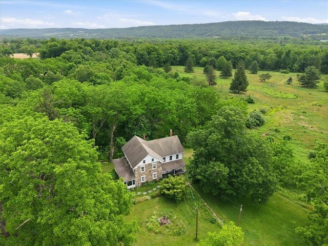 659 Mahoning Drive West, Mahoning Twp, PA 18235