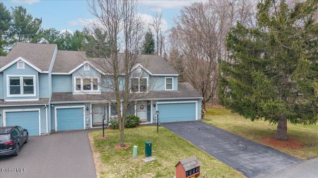 114 Stoney Creek Drive, Clifton Park, NY 12065