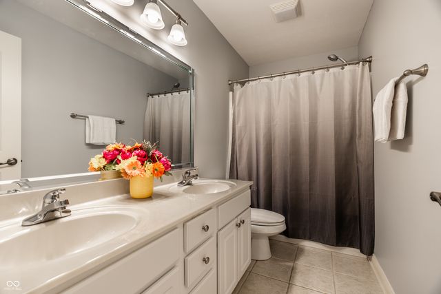 12652 Apsley Lane, Carmel, IN 46032