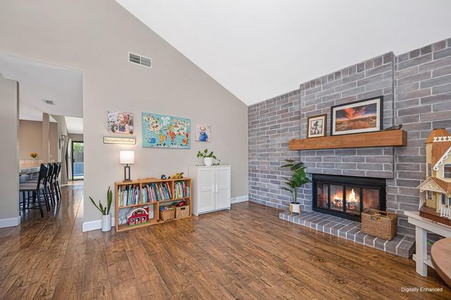142 Blakeslee Way, Folsom, CA 95630