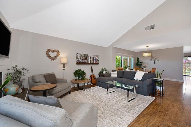 142 Blakeslee Way, Folsom, CA 95630