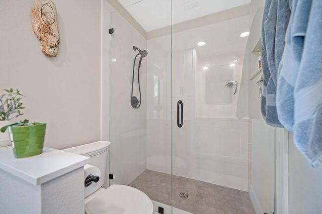 142 Blakeslee Way, Folsom, CA 95630