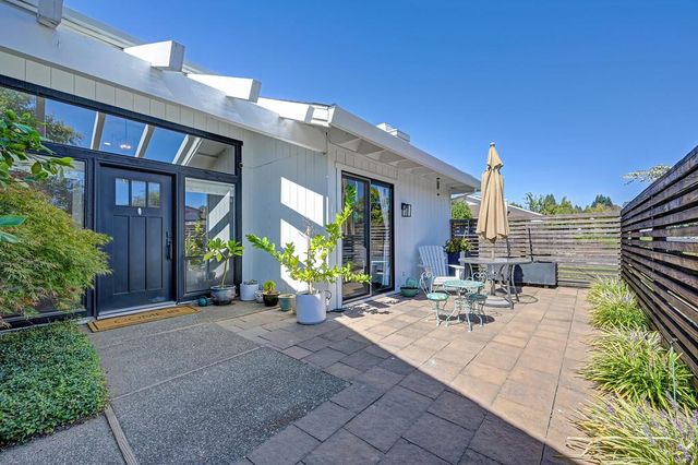 142 Blakeslee Way, Folsom, CA 95630